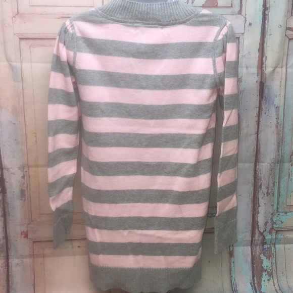 SALE ππ GAP KIDS Long Sleeve Stripped Sweater - Picture 3 of 5